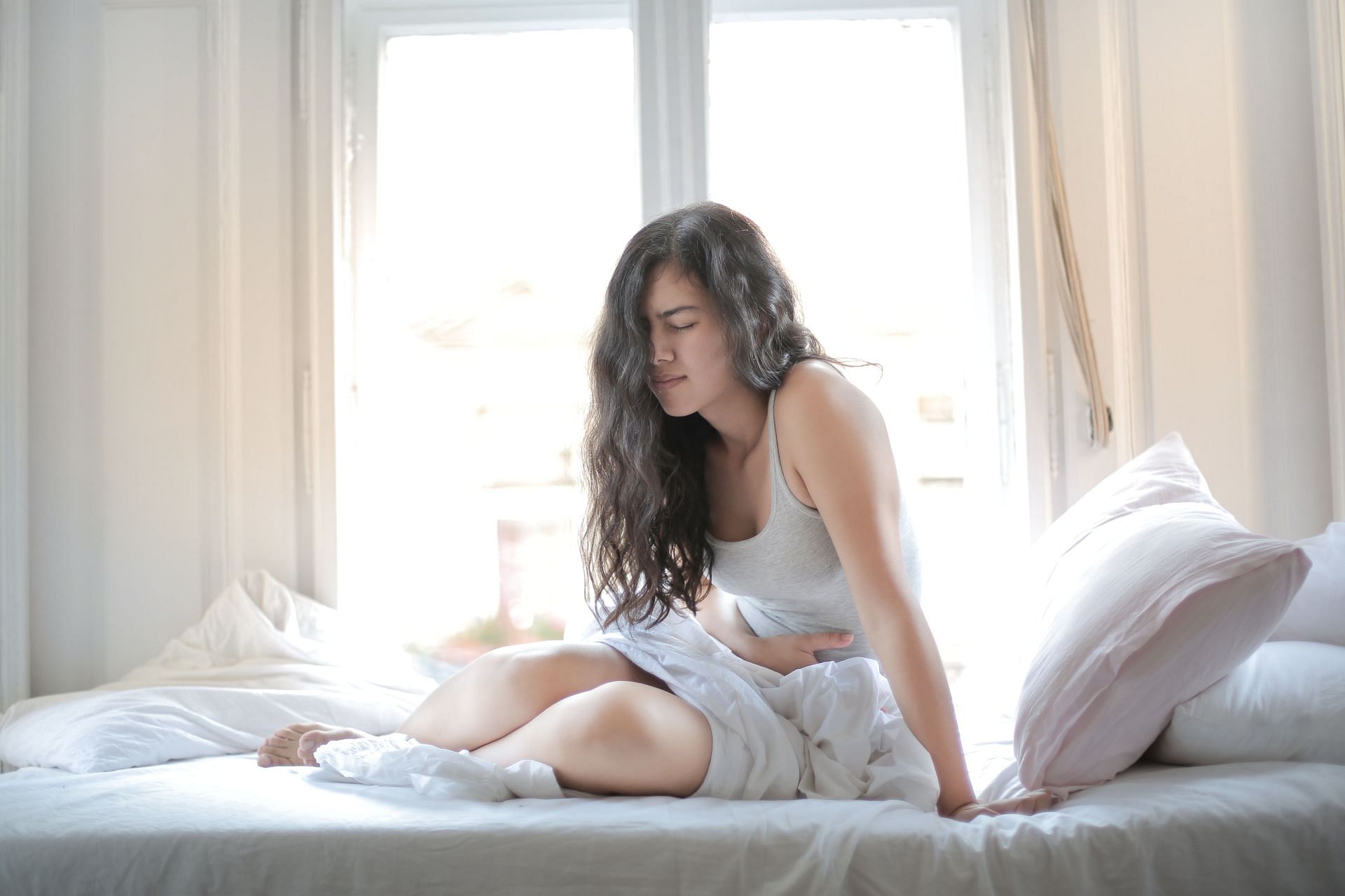 Irregular periods may result in long or short cycles. (Image via Pexels/ Andrea Piacquadio)